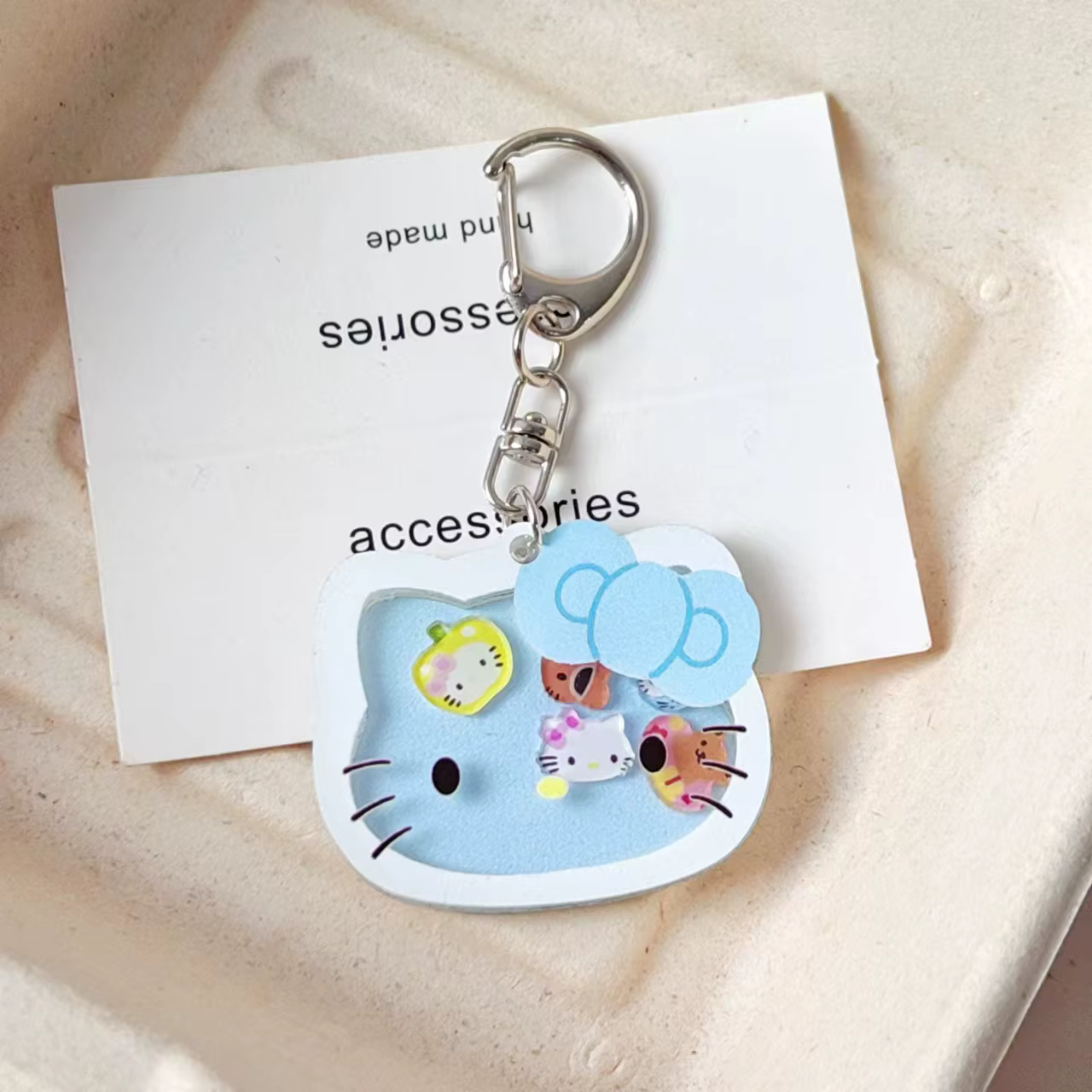 Porte-clés en acrylique Hello Kitty Shaker, nouveau, mignon, motif dessin animé, breloque à paillett