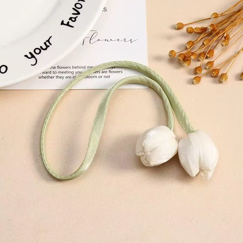Fleurs de tulipes, boutons de fleurs, accessoires, décoration tridimensionnelle faite à la main, vêt