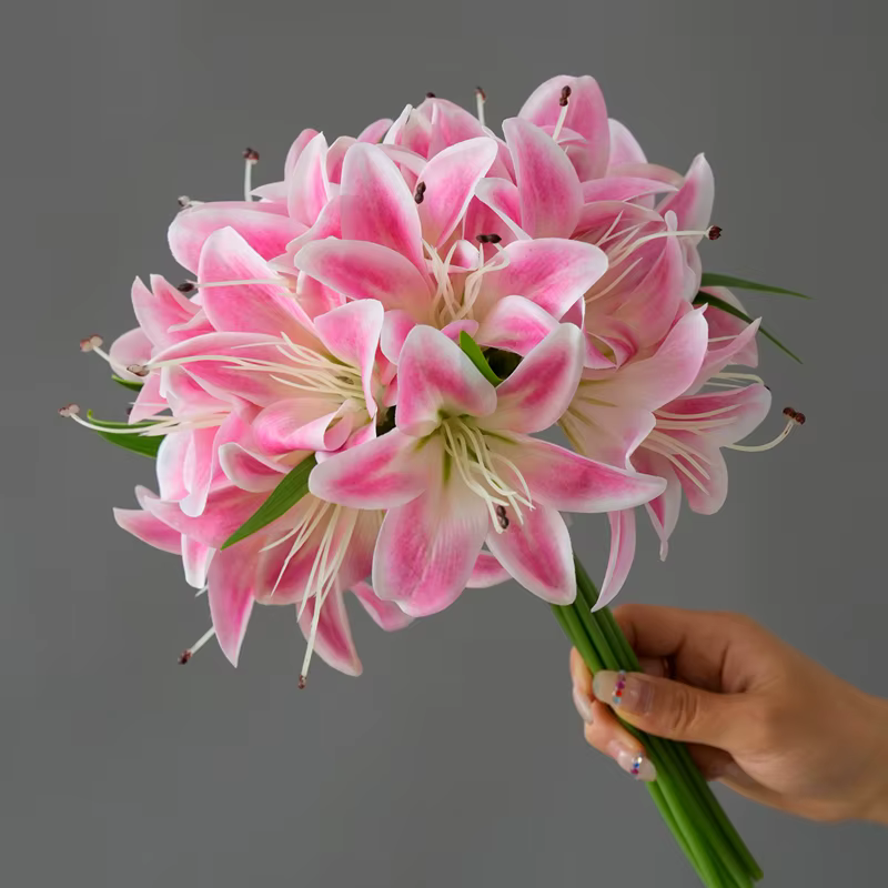 1 lot de 20 fleurs de lys artificielles bleues, décoration pour la maison, la salle à manger, le sal