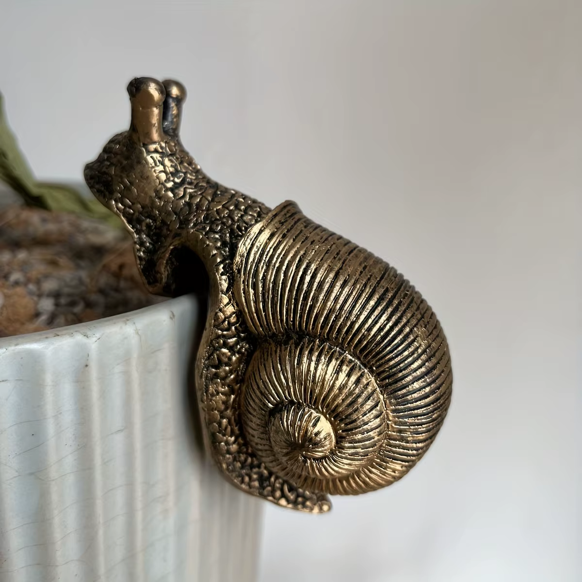 Pot de fleurs suspendu, sculpture d'escargot, décoration, artisanat en résine, sculpture animale, dé