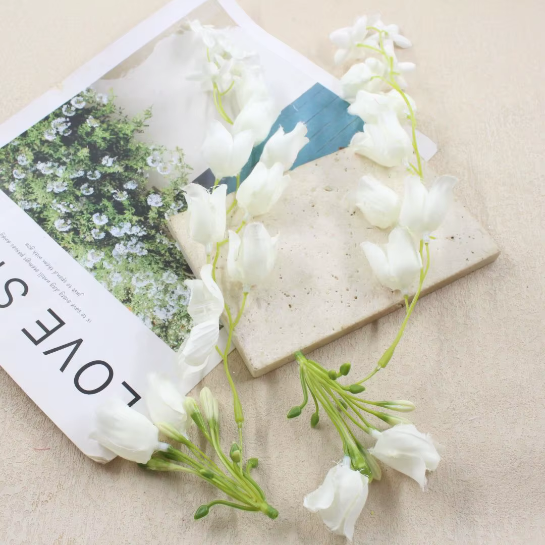 Nouvelle fleur artificielle de muguet pour décoration de plafond de mariage et de banquet, fleur mur