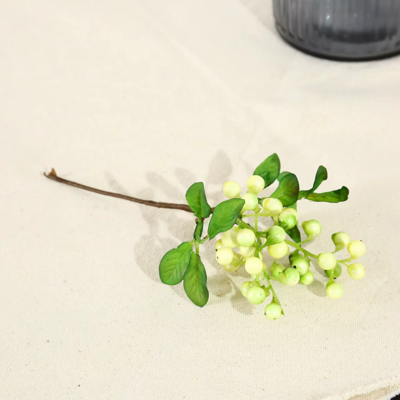 Fleurs artificielles aux baies rouges, fruits de Noël, plantes vertes, accessoires de décoration pou