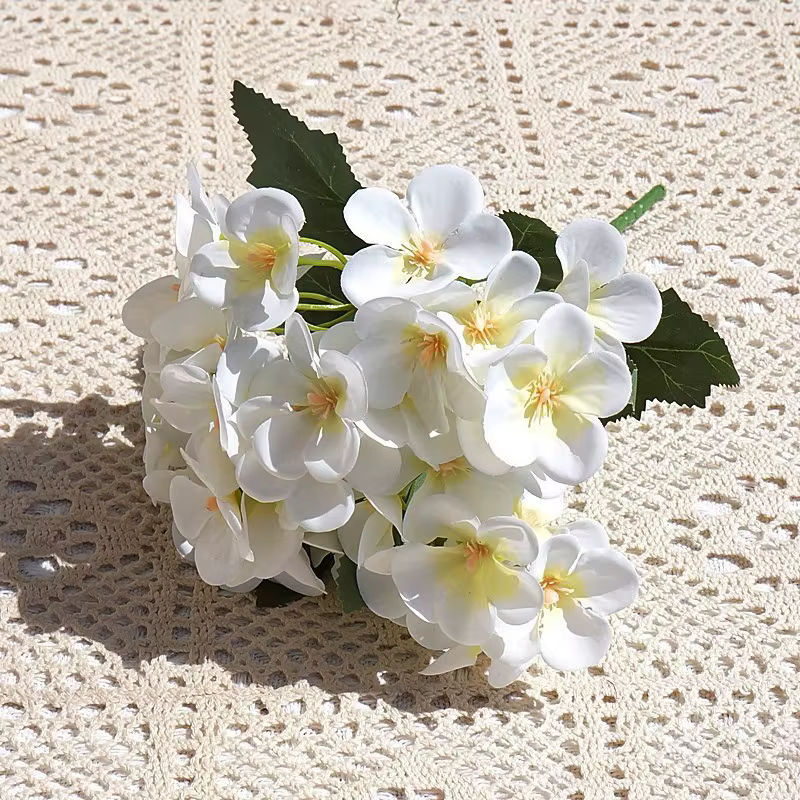 Lot de 6 fleurs artificielles de bégonia à 5 branches, fausse plante pour décoration de maison, mari