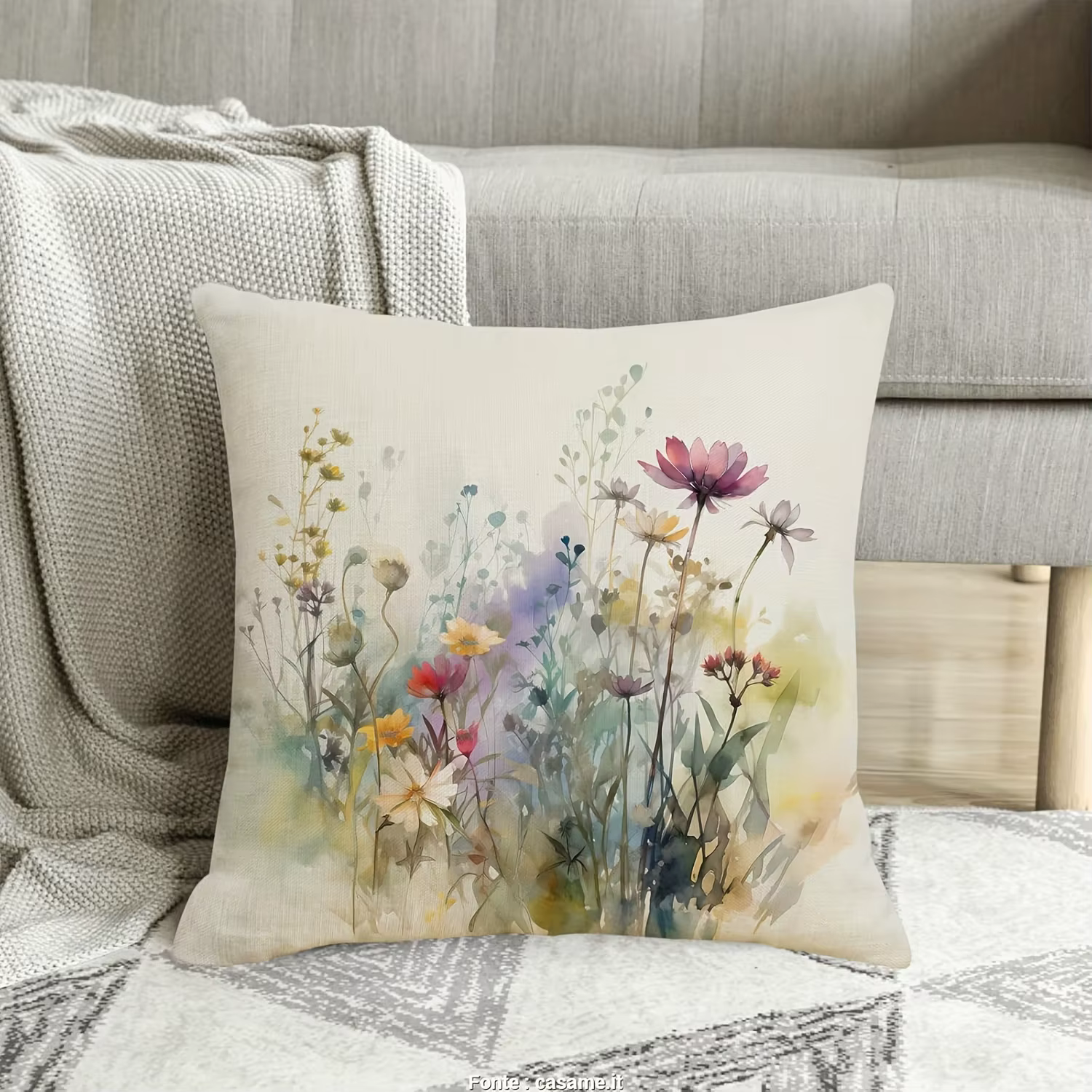 Housse de coussin en lin à fleurs sauvages aquarelle – Décoration d'intérieur élégante, douce et con
