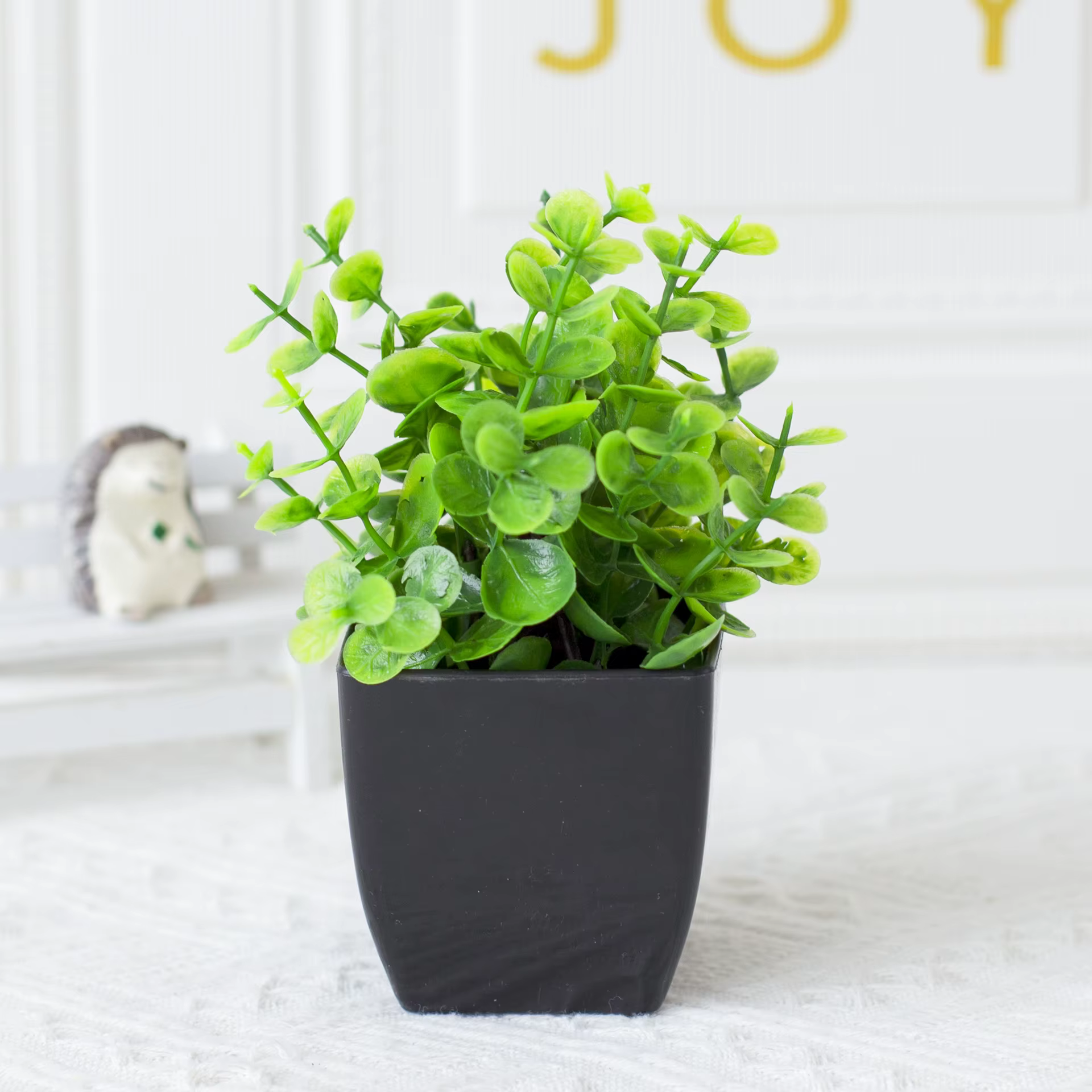 Pot noir de fausse plante, Mini plante artificielle en Pot d'eucalyptus pour la décoration intérieur