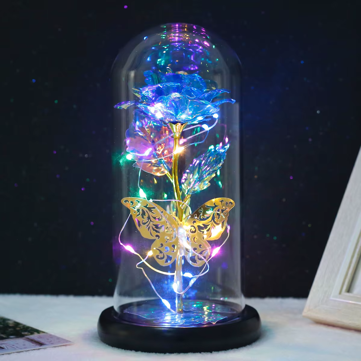 Rose lumineuse artificielle galaxie Rose lampe avec papillon et fleurs roses LED colorées en verre a