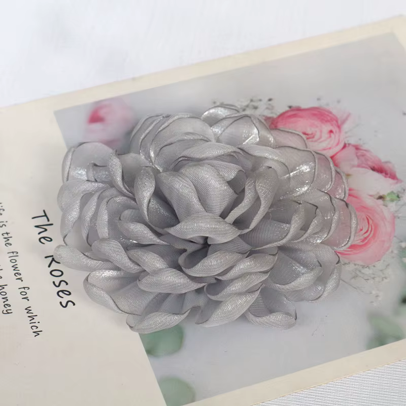 Grande fleur en gaze d'organza pour bricolage, robe de mariée, vêtements, chaussures, chapeaux, déco