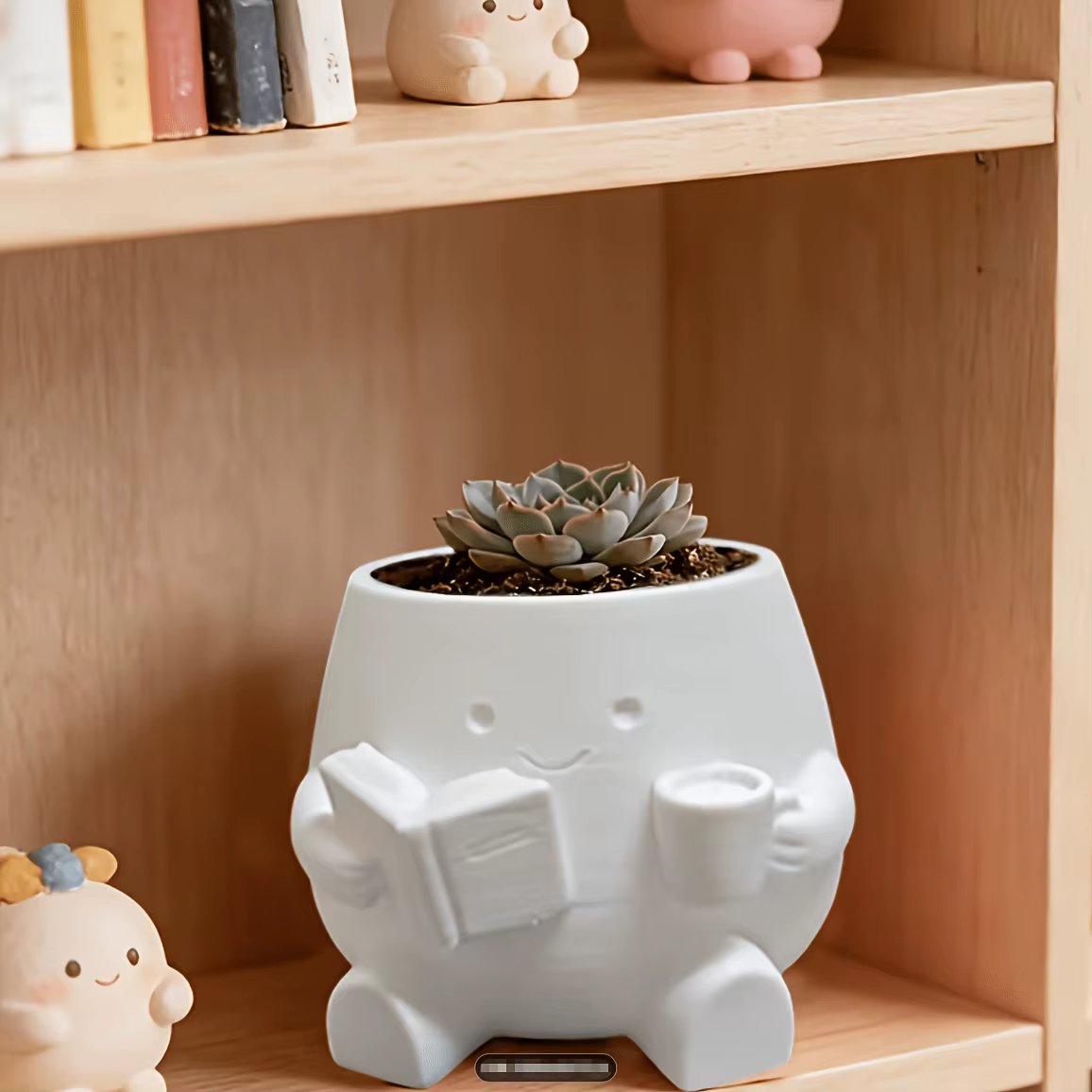 Pots de fleurs imprimés en 3D 4-en-1 : organisateur de stylos également. Parfait pour les plantes su