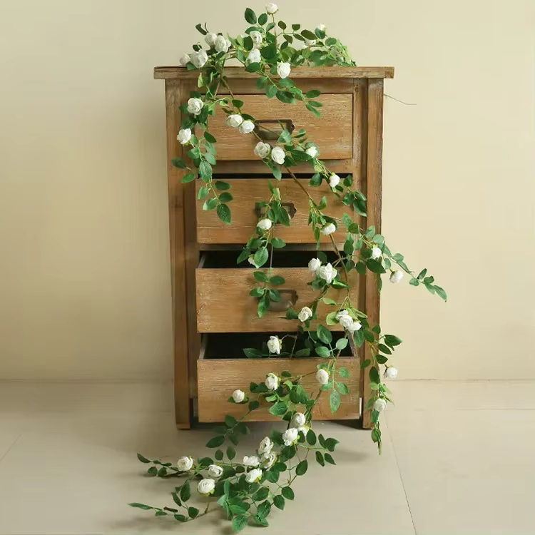 Guirxiété de roses artificielles, 175cm/69in, plantes vertes, pour décoration de maison, jardin, mur