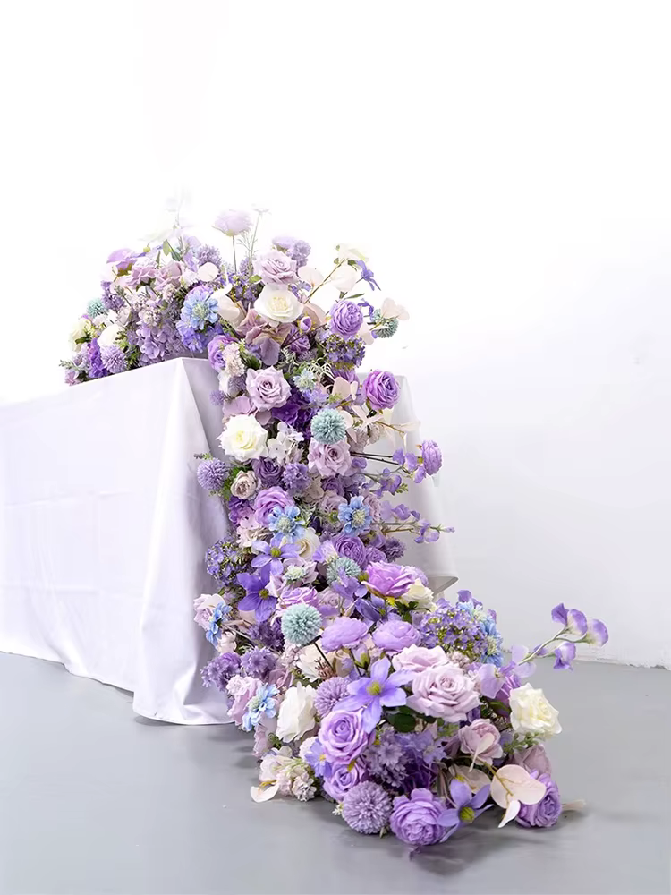 Fleur violette pour décor de table de mariage, chemin floral, fleurs artificielles, arrière-plan de 