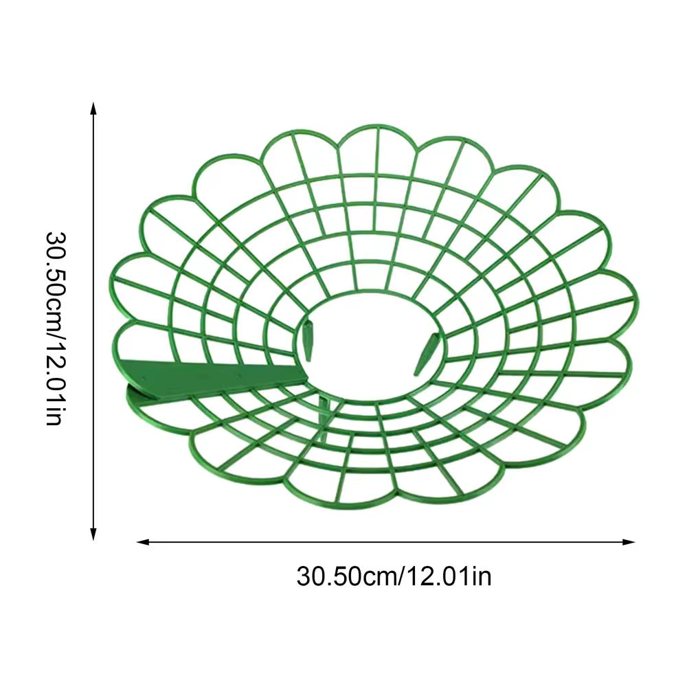 1 support pour plantes de fraises avec trois pieds robustes, offrant une protection contre la moisis