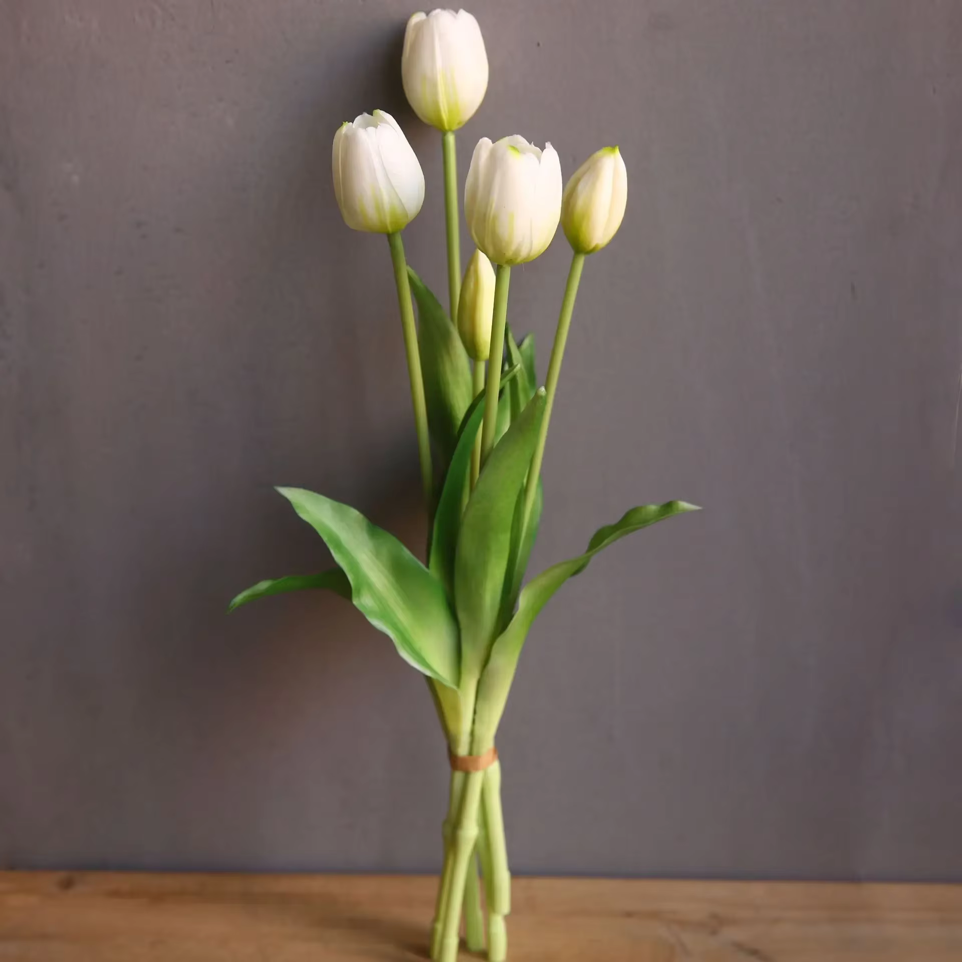Bouquet de tulipes à cinq têtes hydratantes de haute qualité, décoration d'intérieur nordique réalis