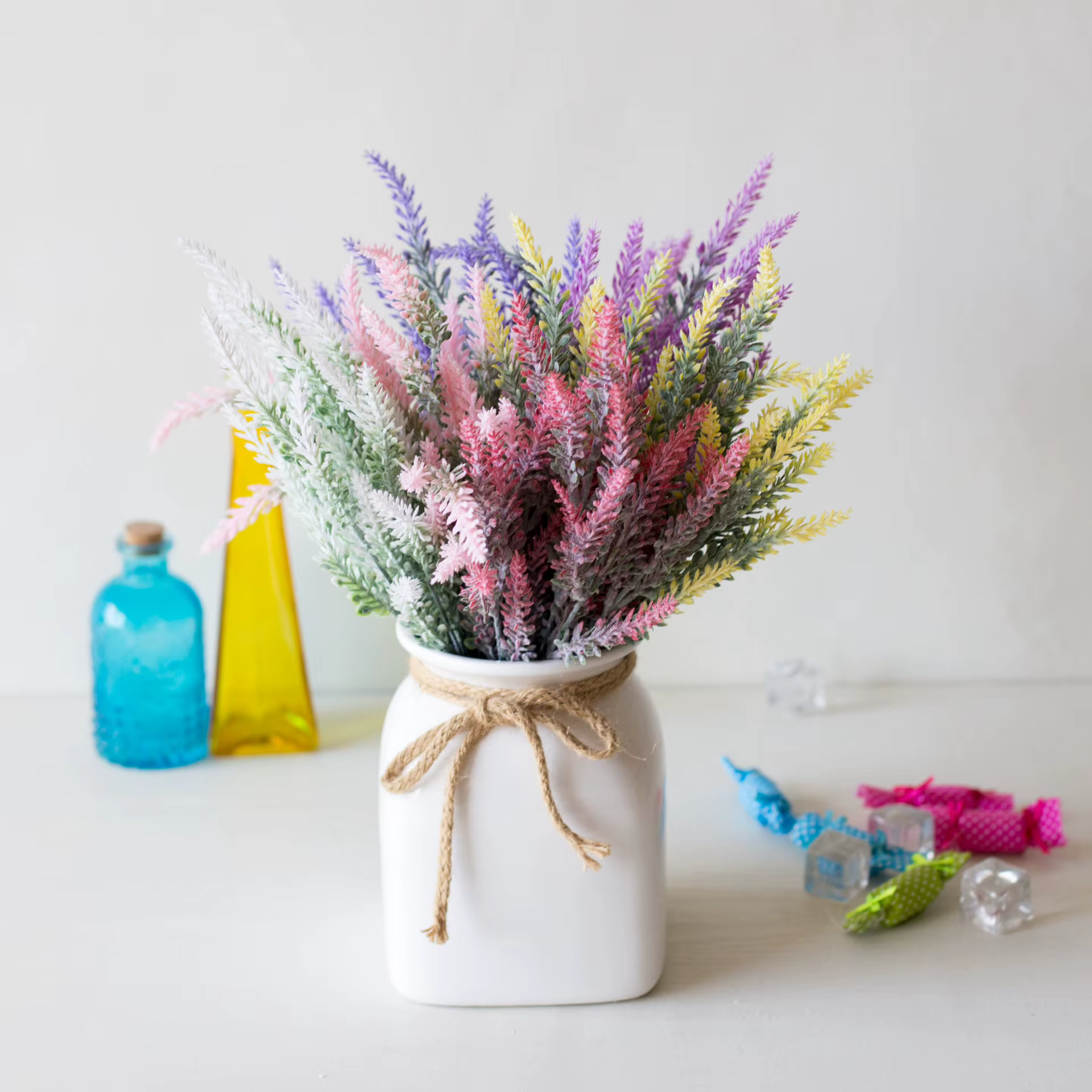 1 paquet de fleurs artificielles en plastique de lavande