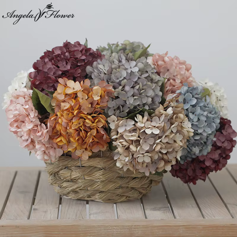 Bouquet d'hortensias artificielles rétro
