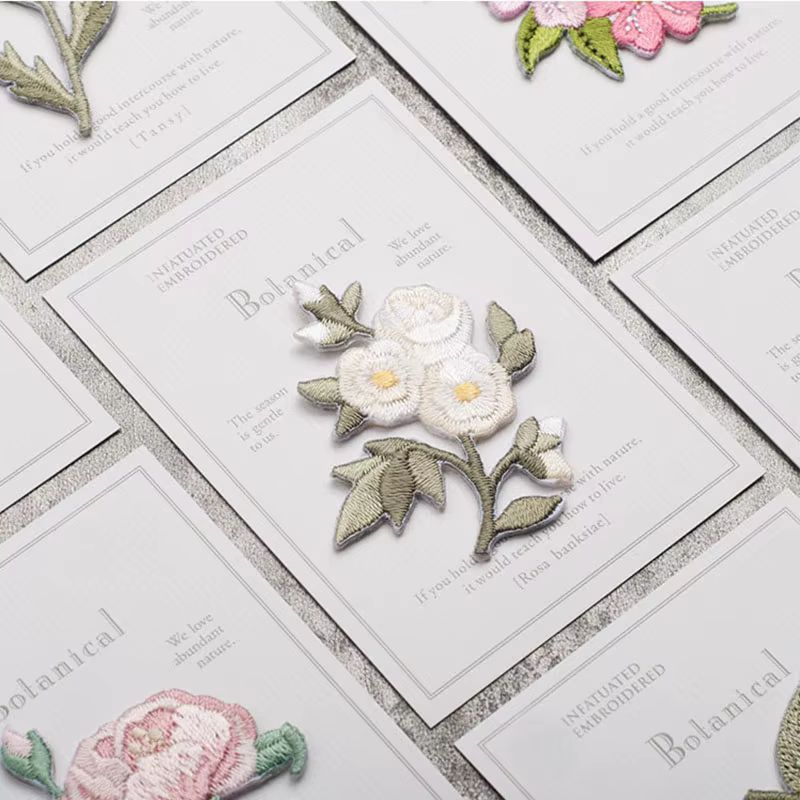 Autocollants brodés de fleurs, patchs à repasser, pour vêtements