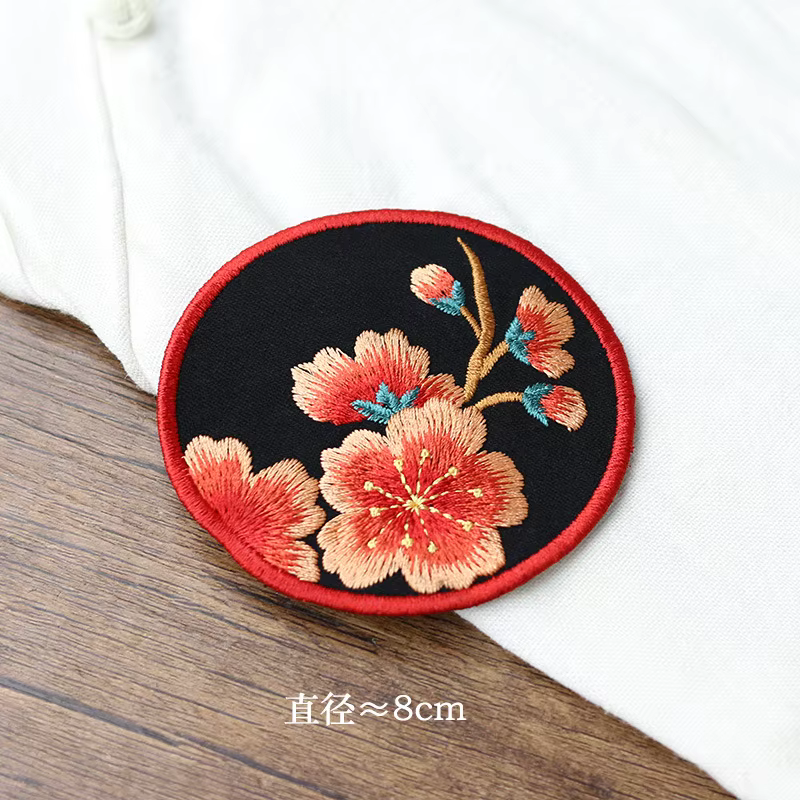 Patchs ronds brodés de fleurs à la mode pour vêtements