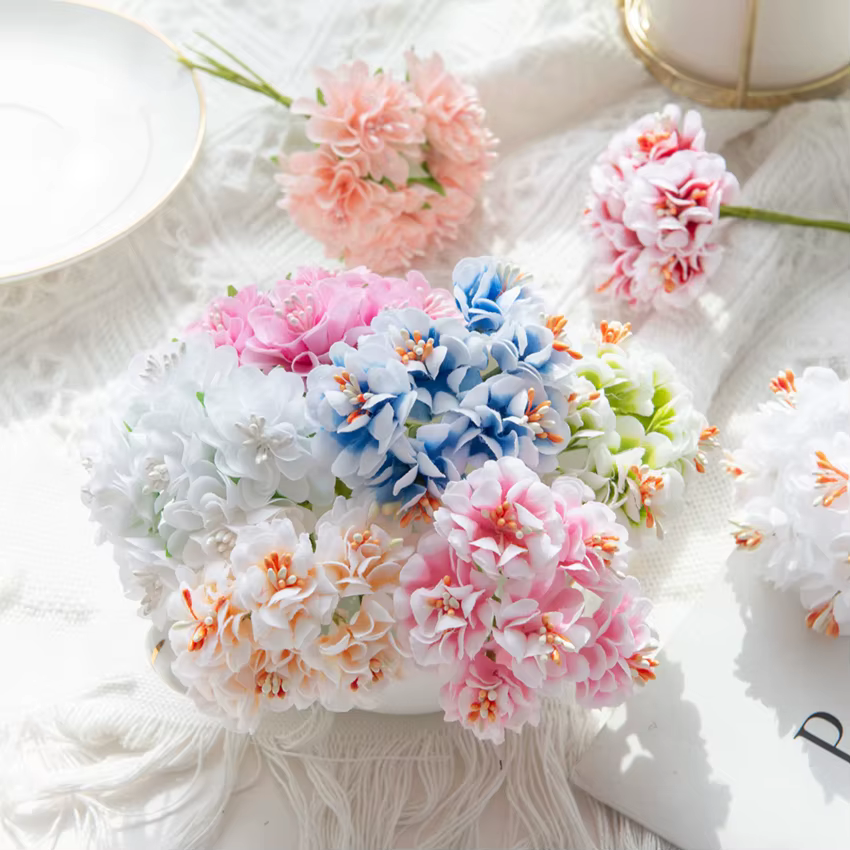 Bouquet de fleurs artificielles en soie