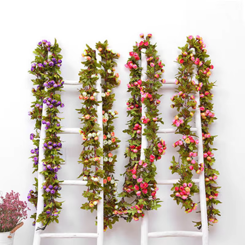 Guirxiété de roses artificielles en soie