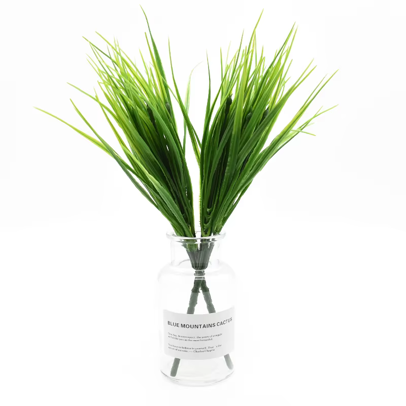 Vase en plastique pour produits ménagers