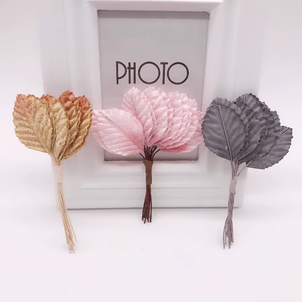 Fleurs artificielles en forme de feuille de soie