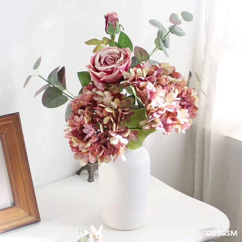 Vase d'hortensia en soie à fleurs artificielles