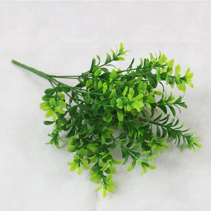 Plantes artificielles en plastique d'eucalyptus