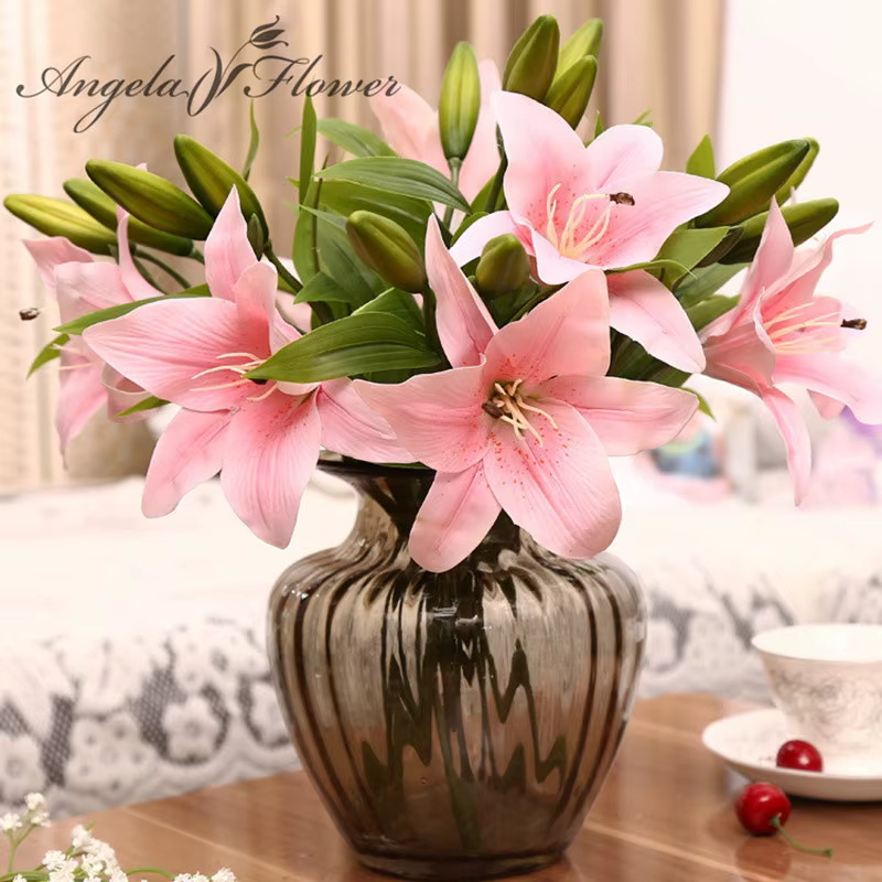 Fleur de lys artificielle en PVC