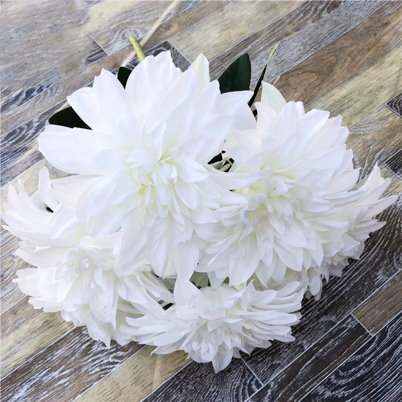 Bouquet artificiel européen de dahlia