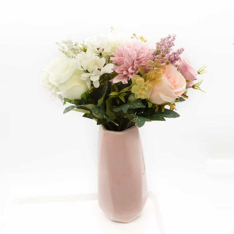 Bouquet de fleurs artificielles de haute qualité