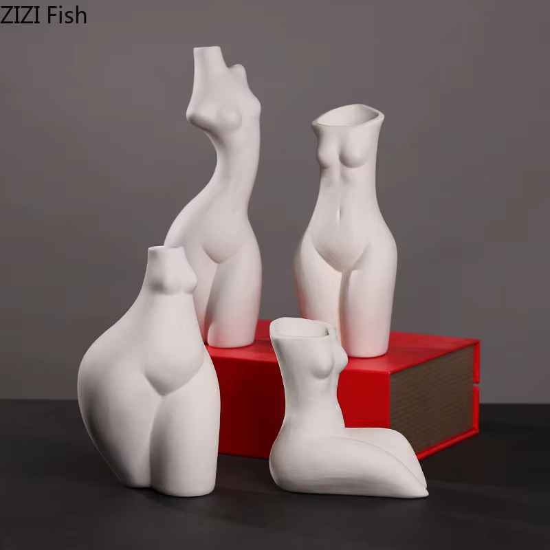 Vases en céramique de corps humain