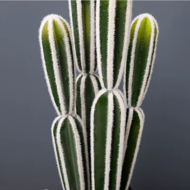 Plante artificielle en pot de style tropical