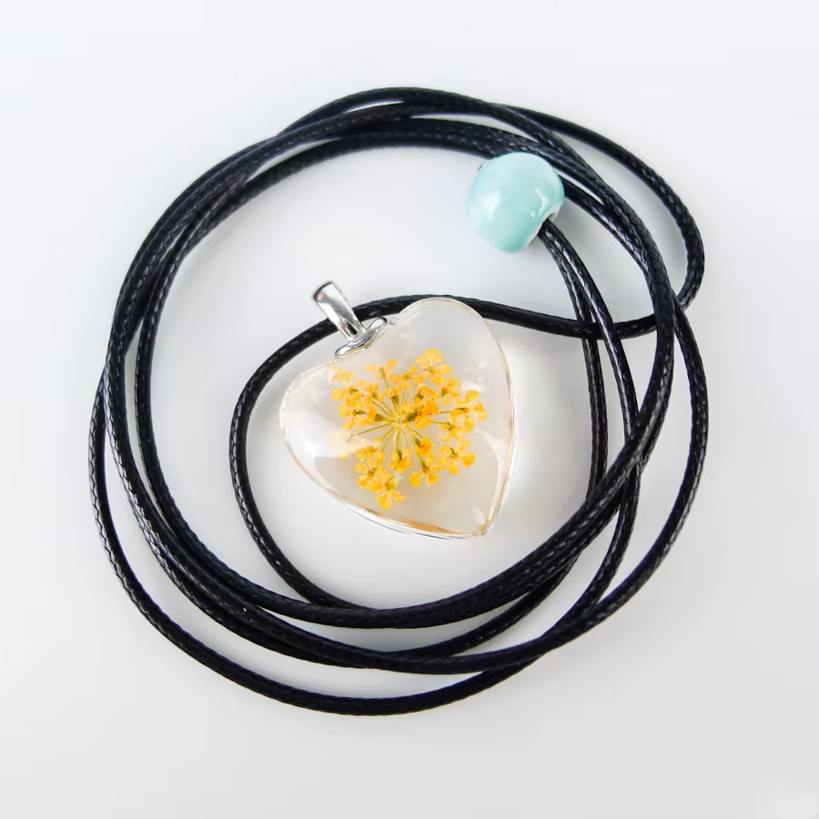 Pendentif en Verre en Forme de Cœur Fait à la Main, Long Collier pour Femme Amoureux, # FY406