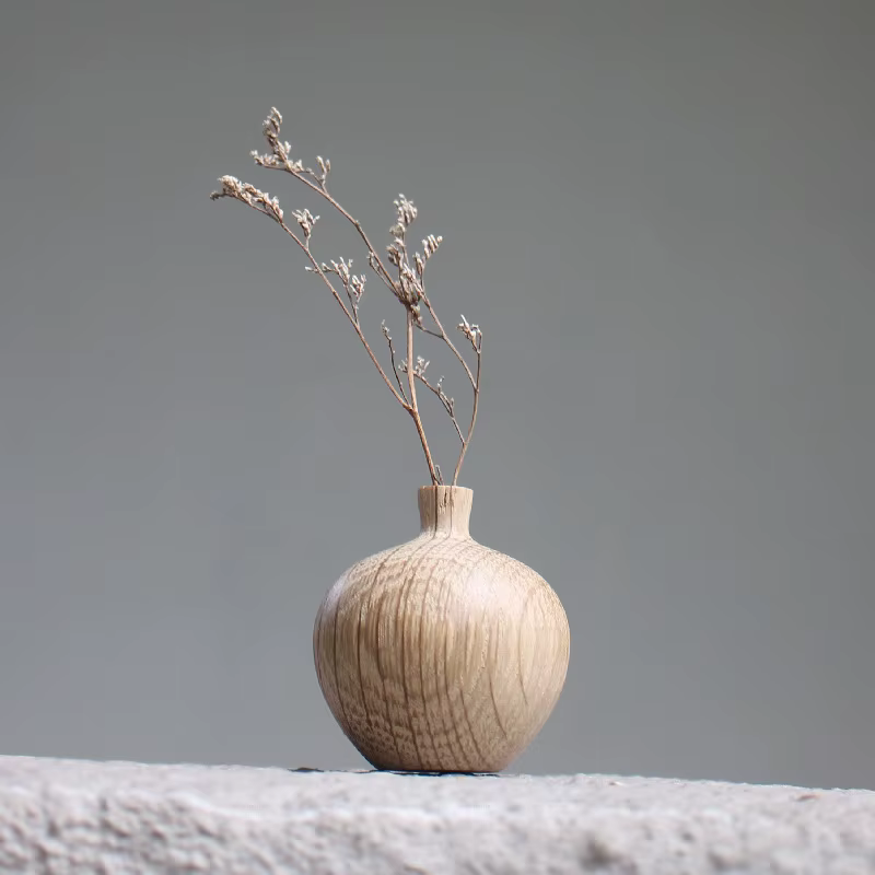 Mini vase à fleurs sèches en bois massif