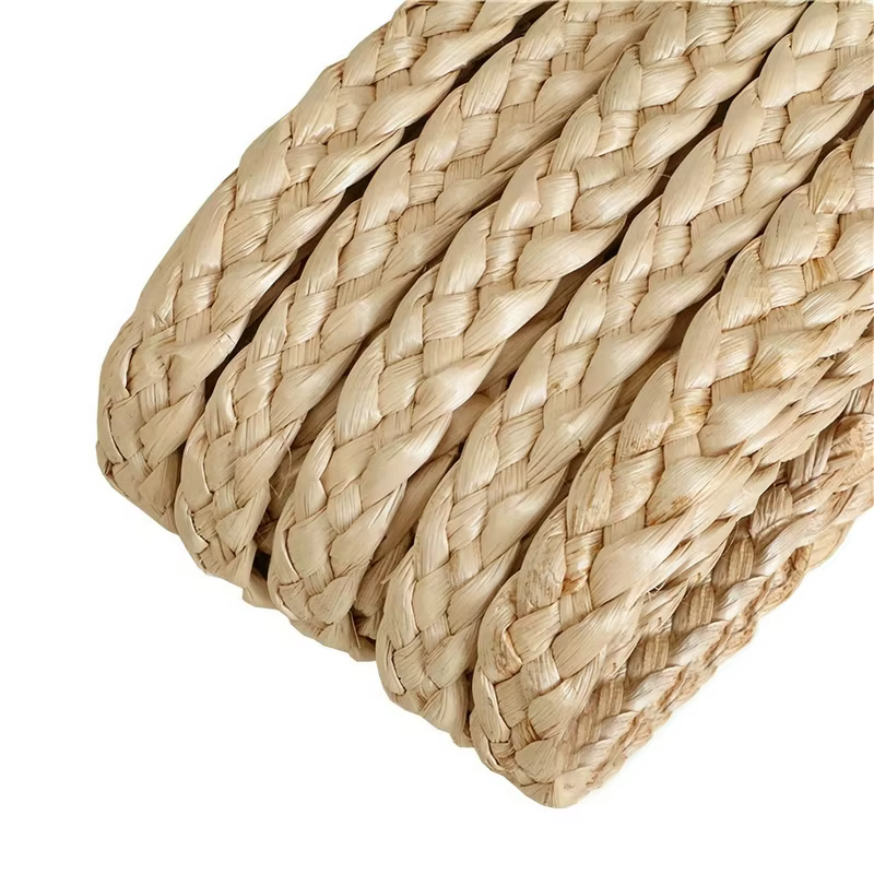Corde de paille de plante de Vopha naturelle faite à la main