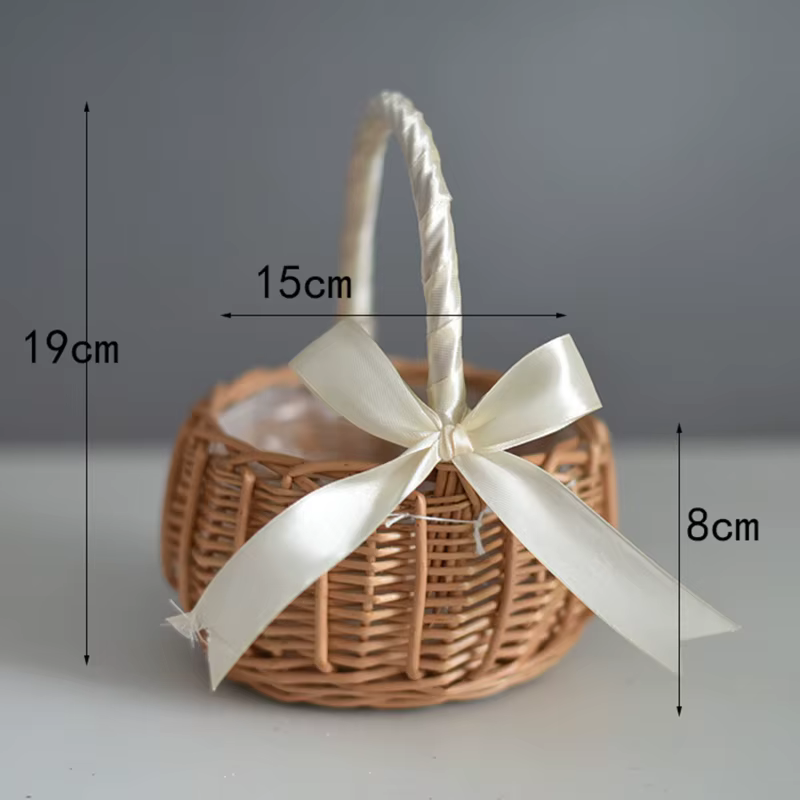Panier de fleurs tissé