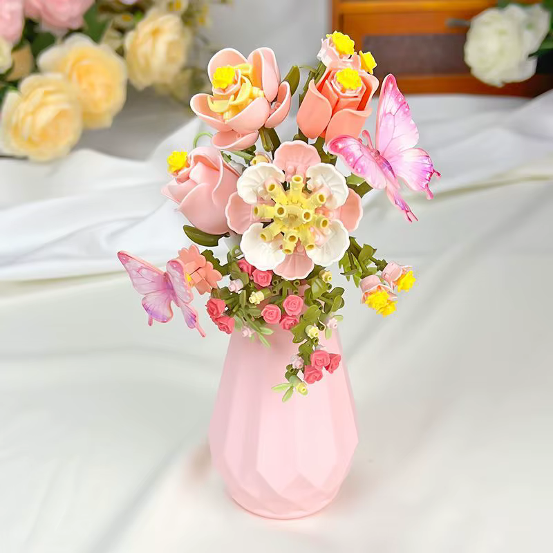 Blocs de construction de bouquets de fleurs avec vase