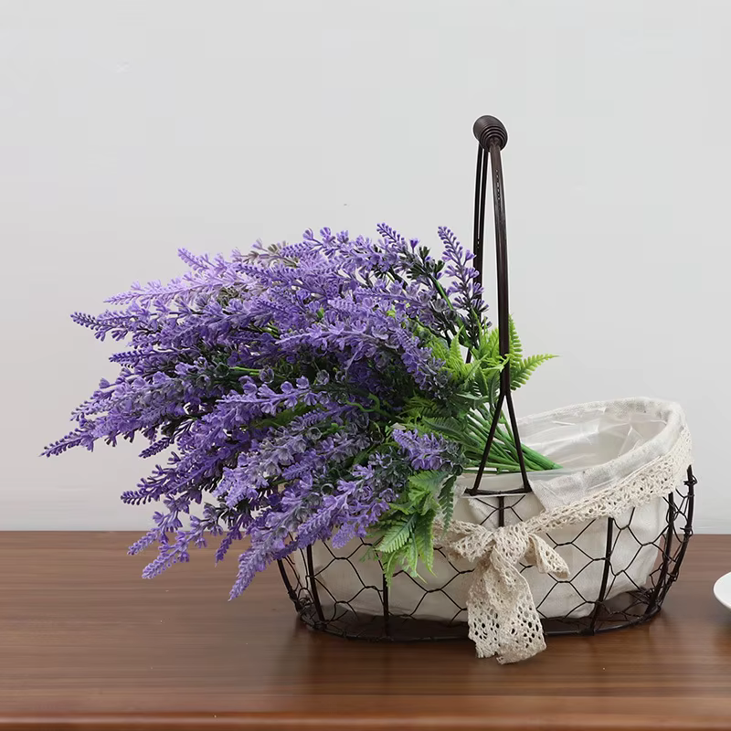 Plantes vertes artificielles en plastique