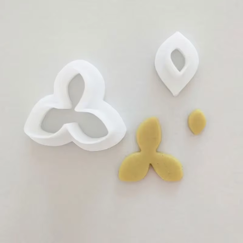 Différents Types exquis Unique pétales de fleurs argile moules bricolage fleur trèfle boucles d'oreilles bijoux