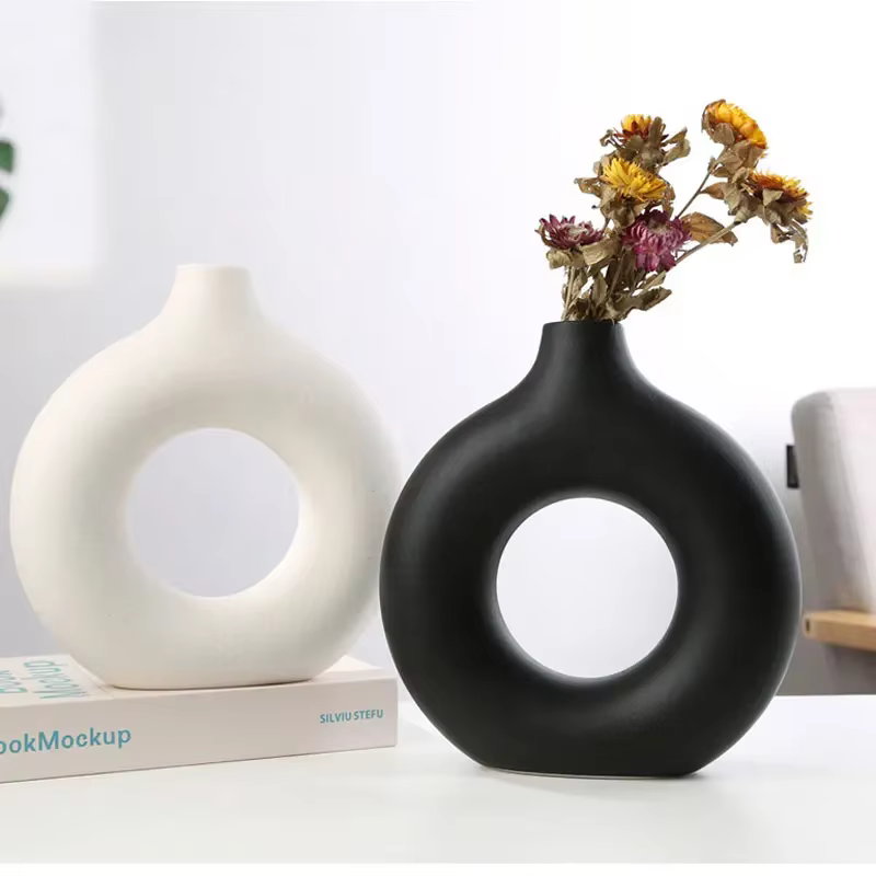 Vase nordique circulaire en forme de donut