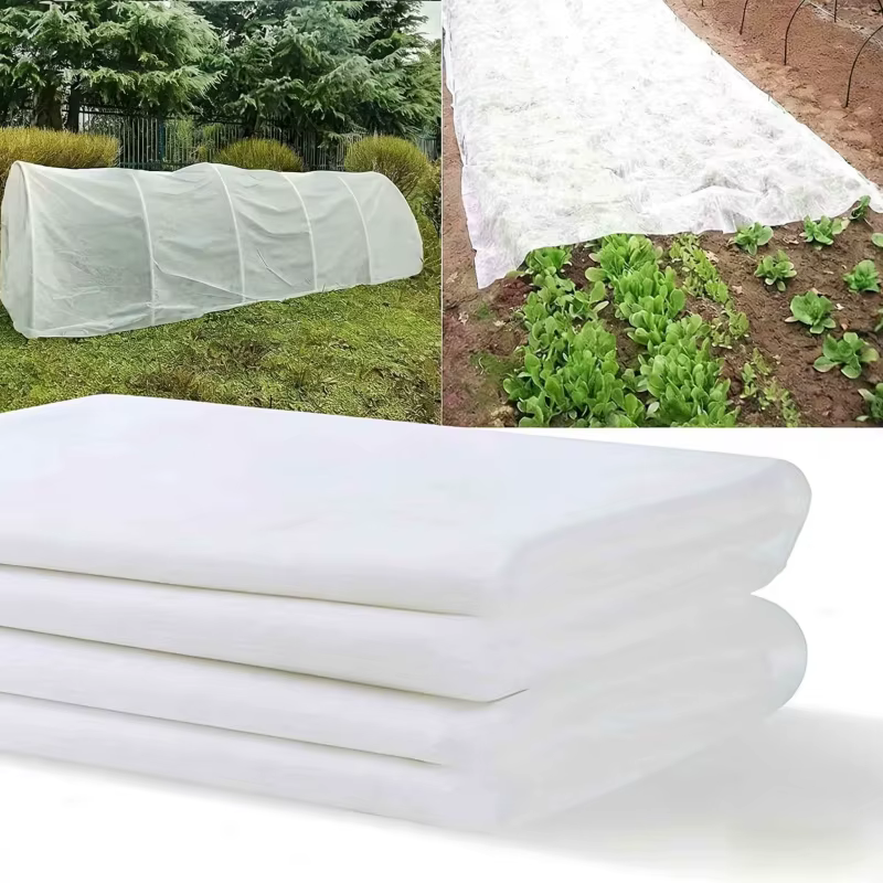 Couverture de protection contre le froid pour plantes