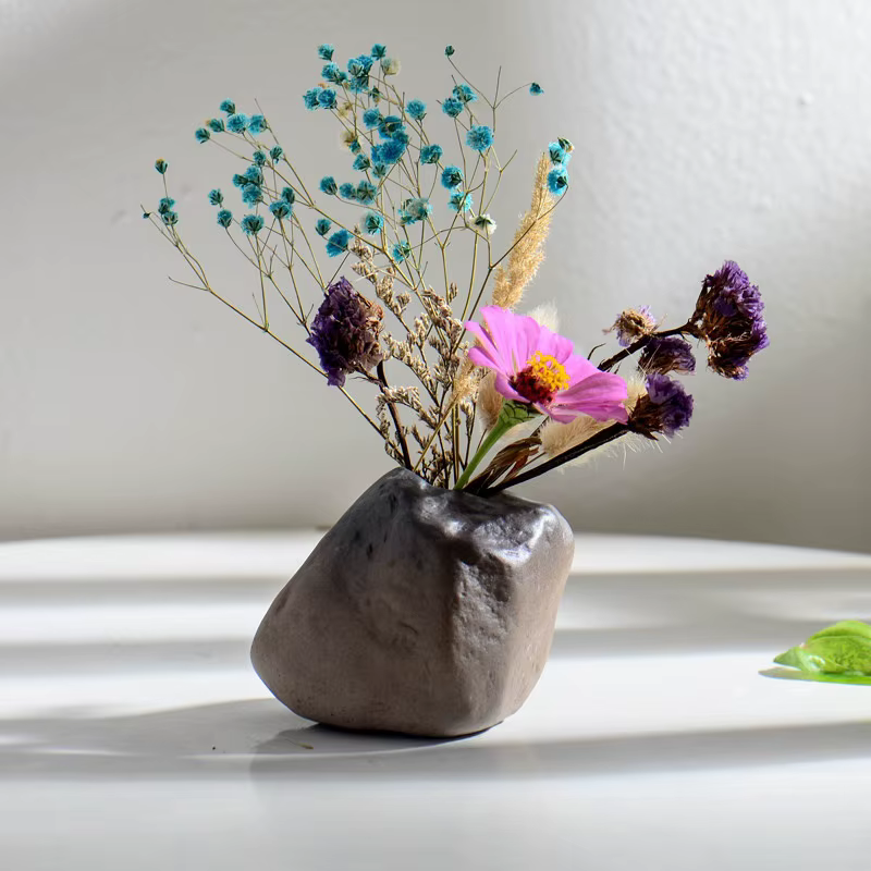 Vase à fleurs vintage en céramique