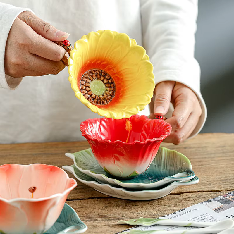 Tasse à fleur de soleil de 180ML, ensemble de soucoupes pour Couple européen, thé de l'après-midi, café, maison, bureau, tasse à thé en céramique, ensemble de boissons, cadeau de mariage