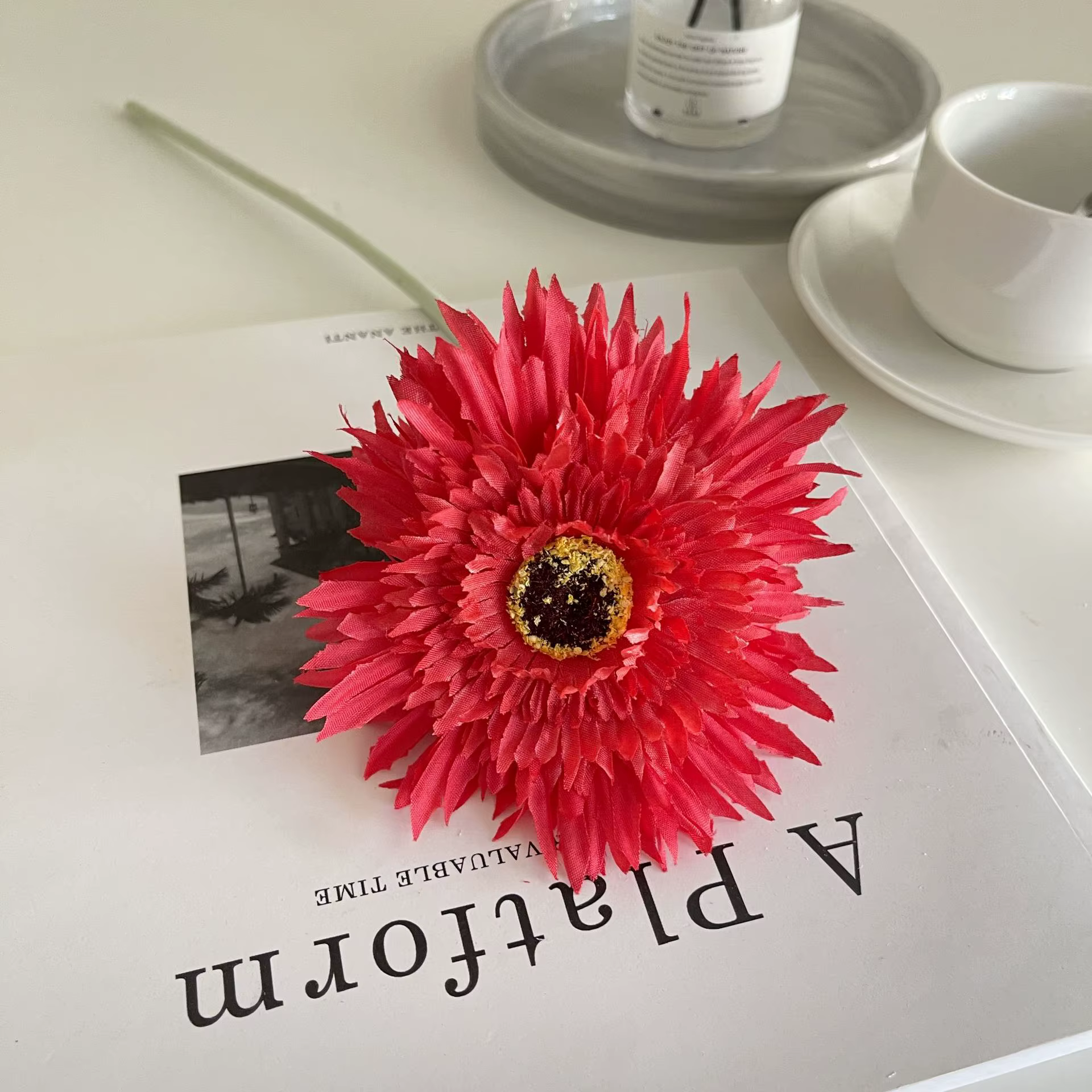 Fleur de chrysanthème artificielle