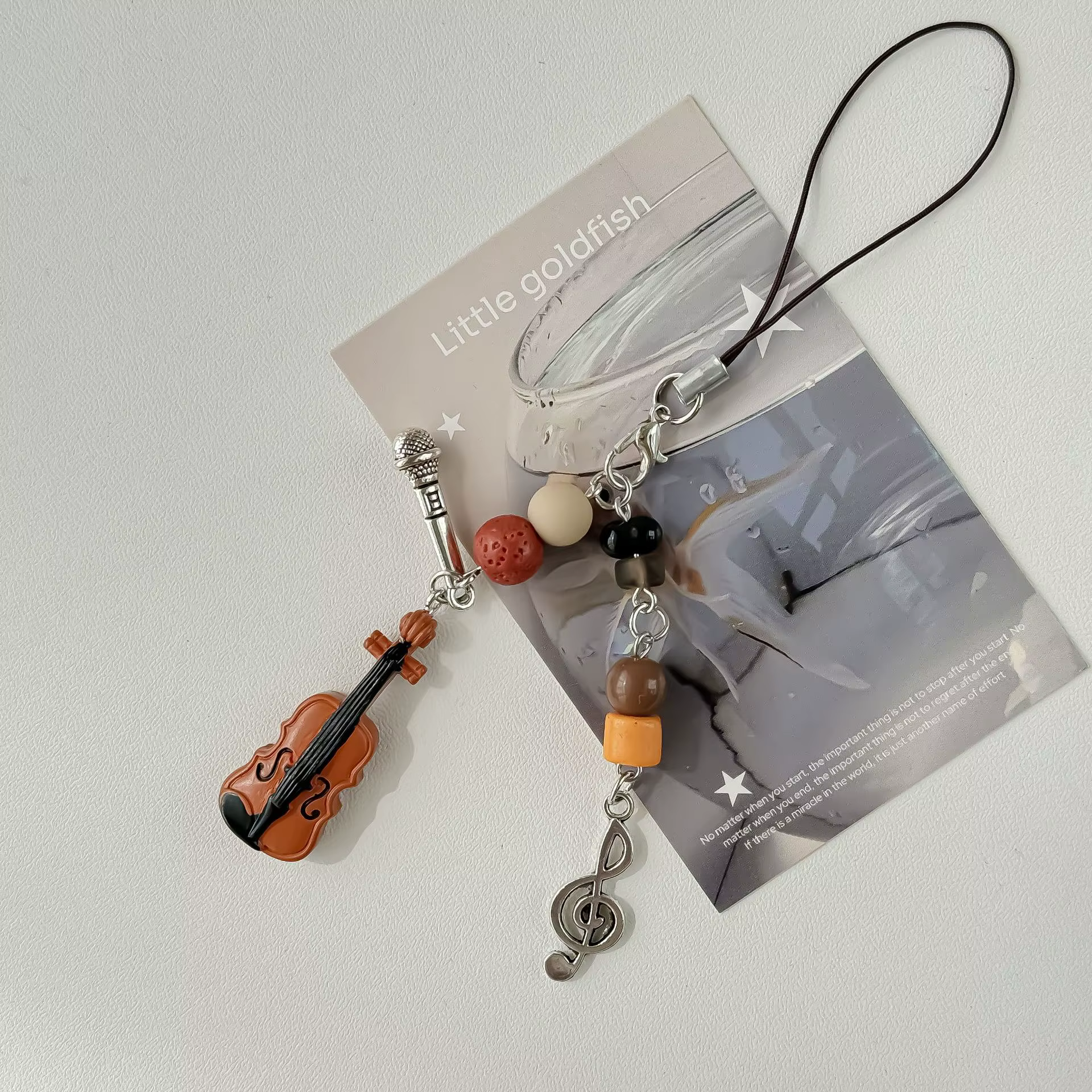 Violon Microphone perle musique porte-clés chaîne de téléphone portable Niche rétro sac pendentif Blackpack lanière accessoire porte-clés cadeaux