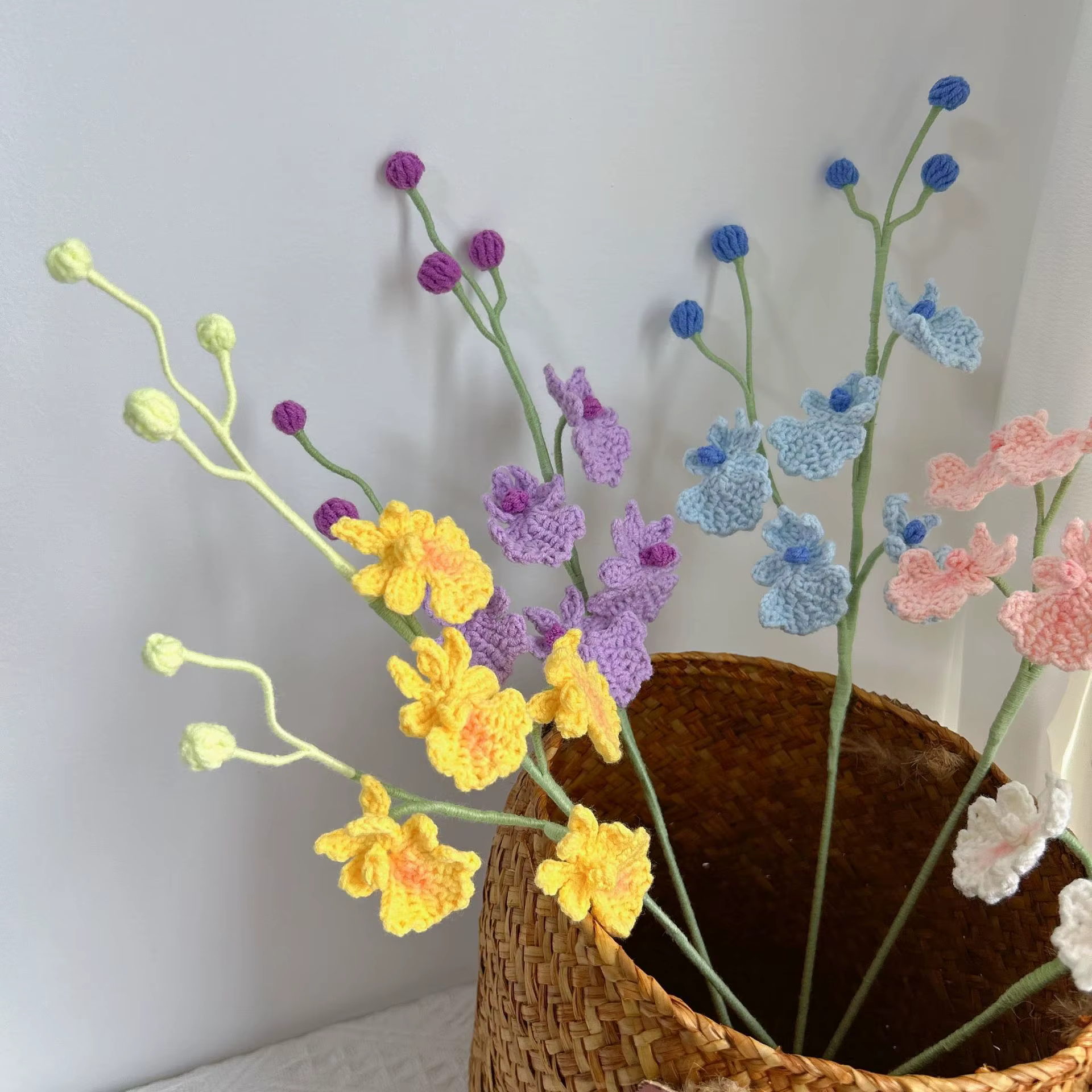 Orchidée dansante en crochet