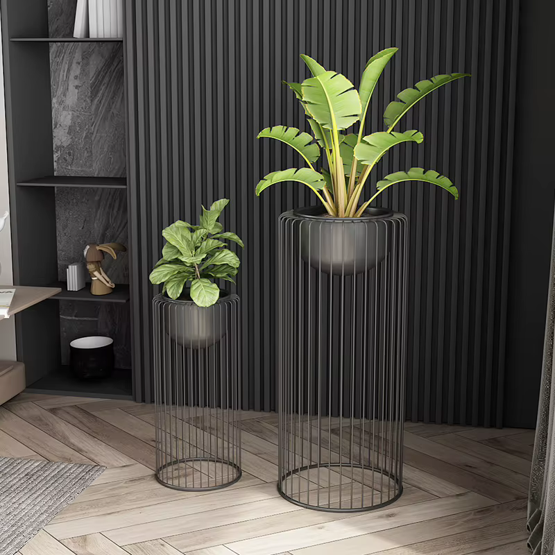 Support de plantes en fer nordique
