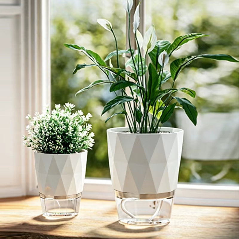 Pot de fleurs auto-arrosant Diamond