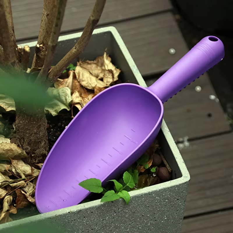 Pelle de jardin multifonctionnelle pour plantes