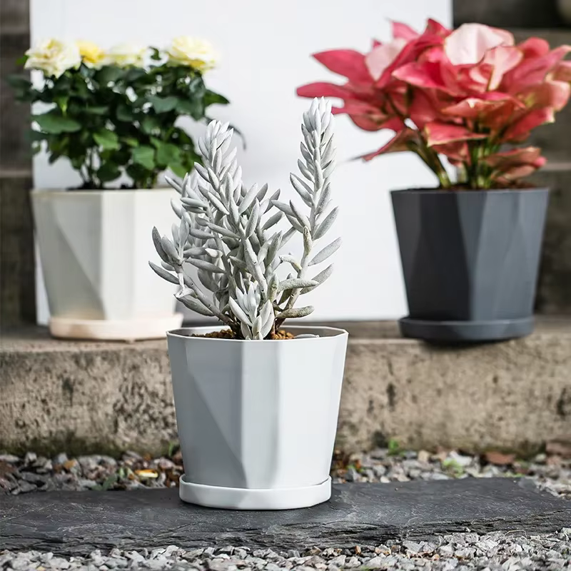 Pots de fleurs en plastique pour intérieur et extérieur