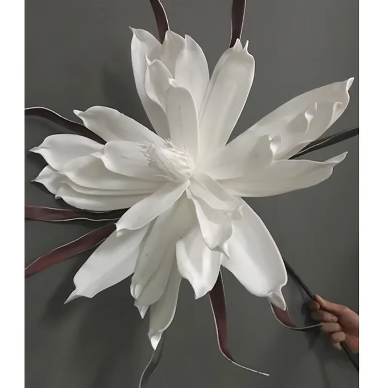 Magnolia géante, fleur artificielle en mousse